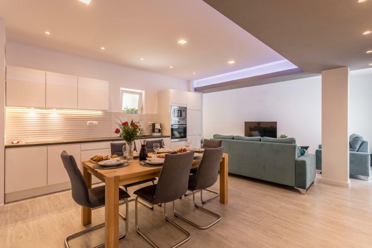 Apartman Nikola Apartment โปดสตรานา ภายนอก รูปภาพ